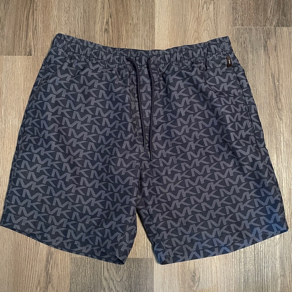 NWOT MICHAEL KORS SWIM TRUNKS MENS DRAWSTRING SHORTS MK ALL OVER PRINT, Large